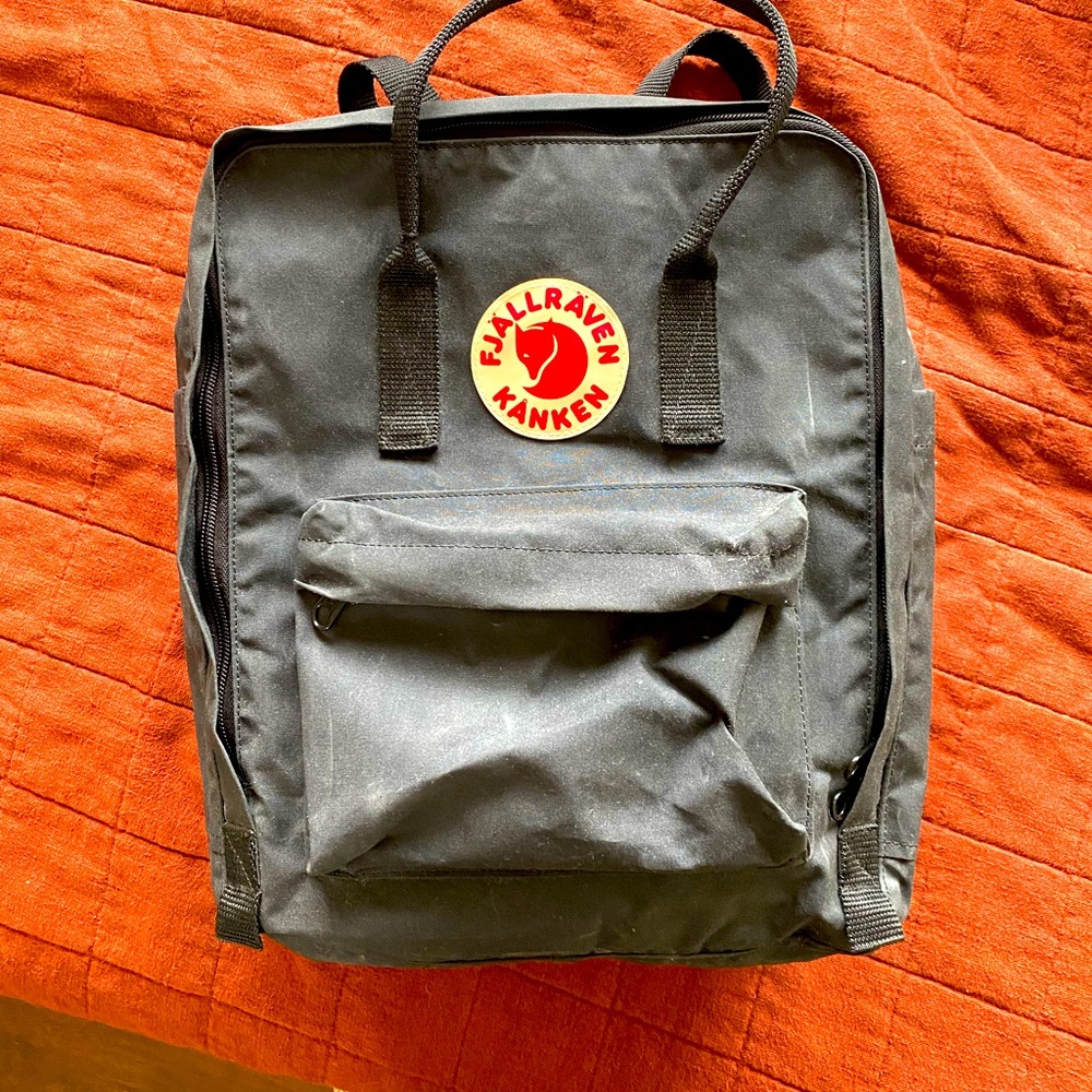 Fjallraven Kanken L bag